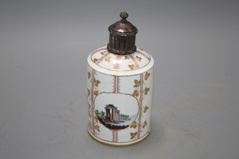 An early 19th century Continental porcelain scent bottle